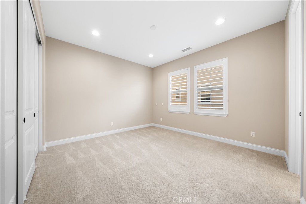 6005 Amora Drive