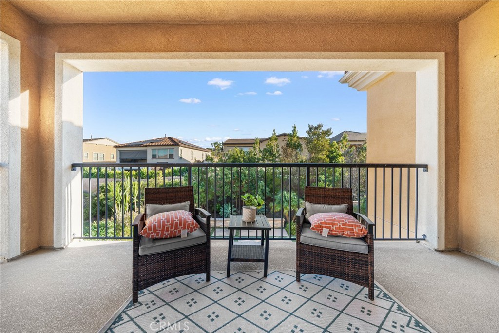 6005 Amora Drive