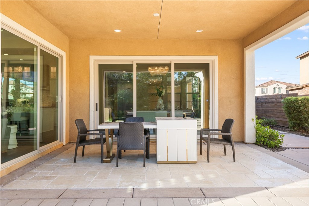 6005 Amora Drive