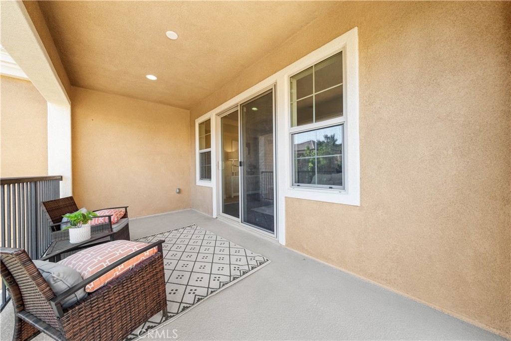 6005 Amora Drive