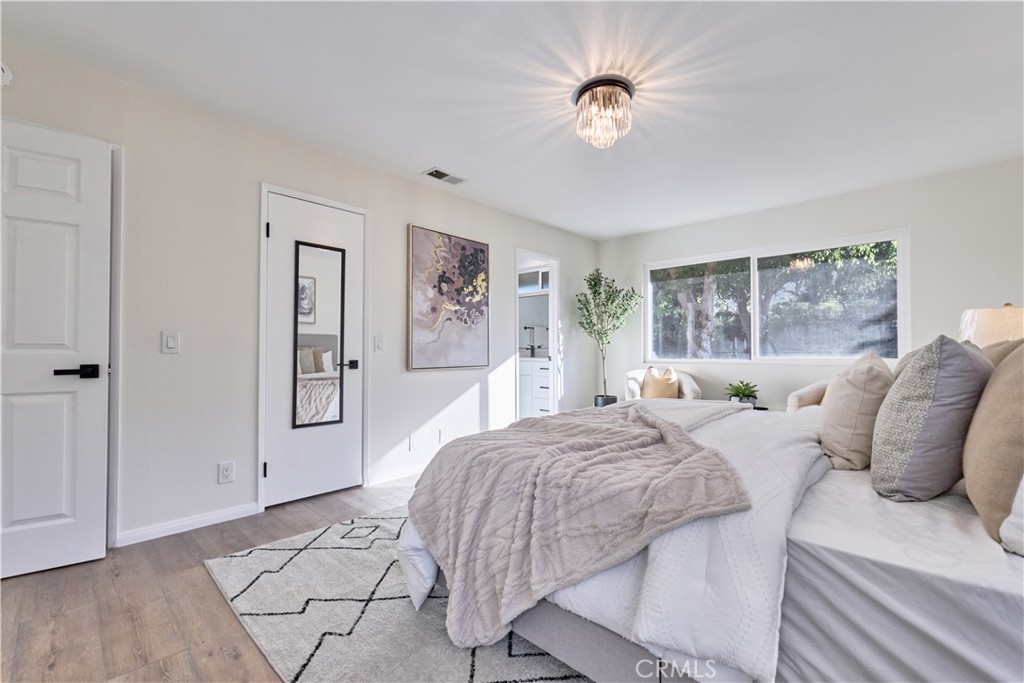 21284 Lycoming Street