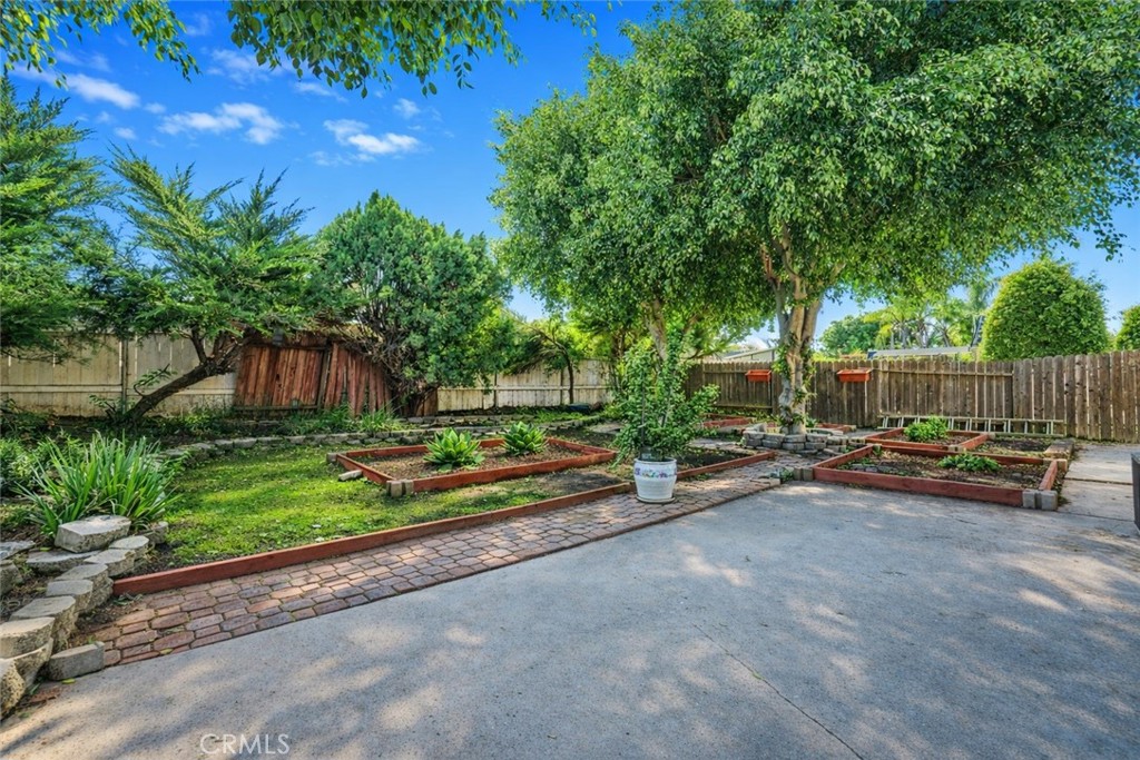 21284 Lycoming Street