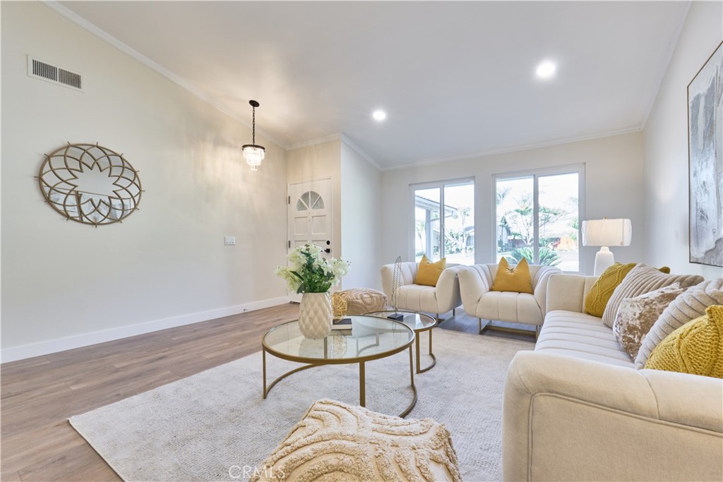 21284 Lycoming Street