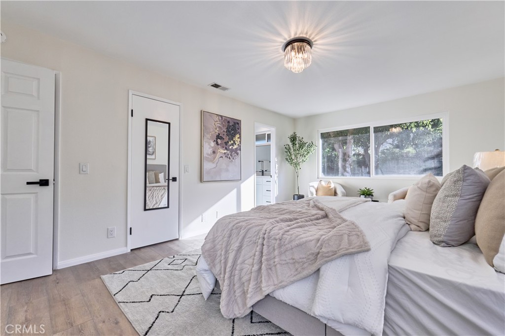 21284 Lycoming Street