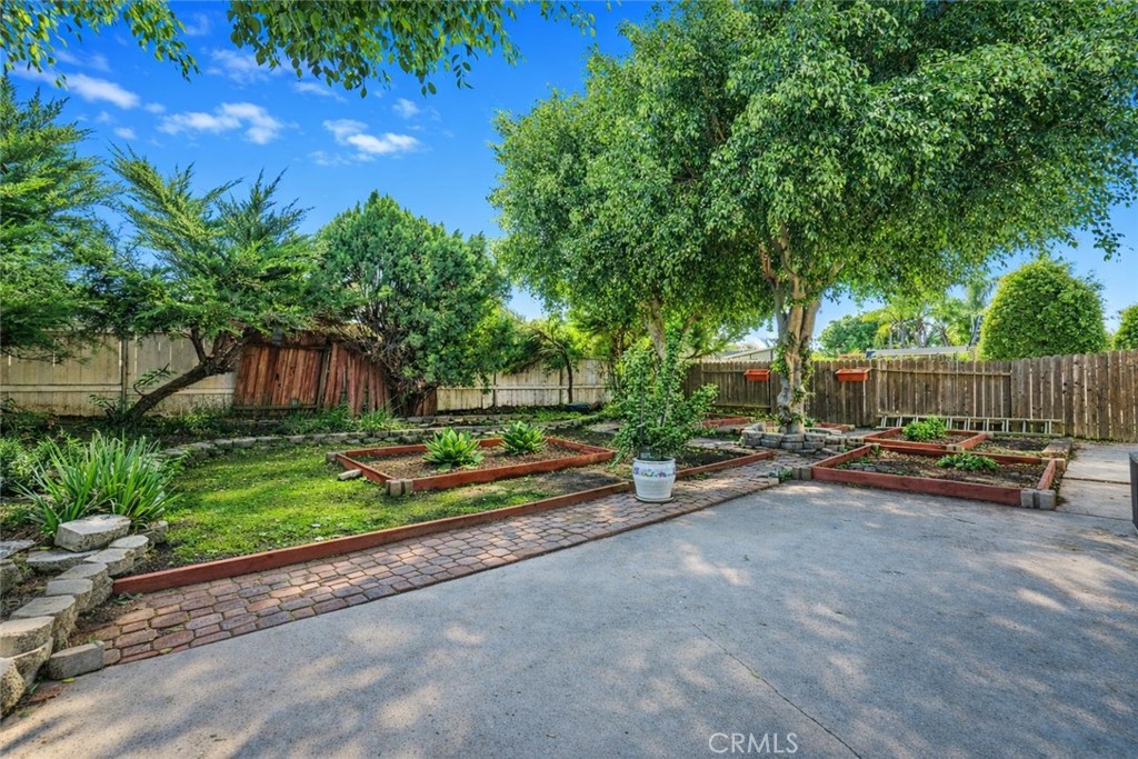 21284 Lycoming Street