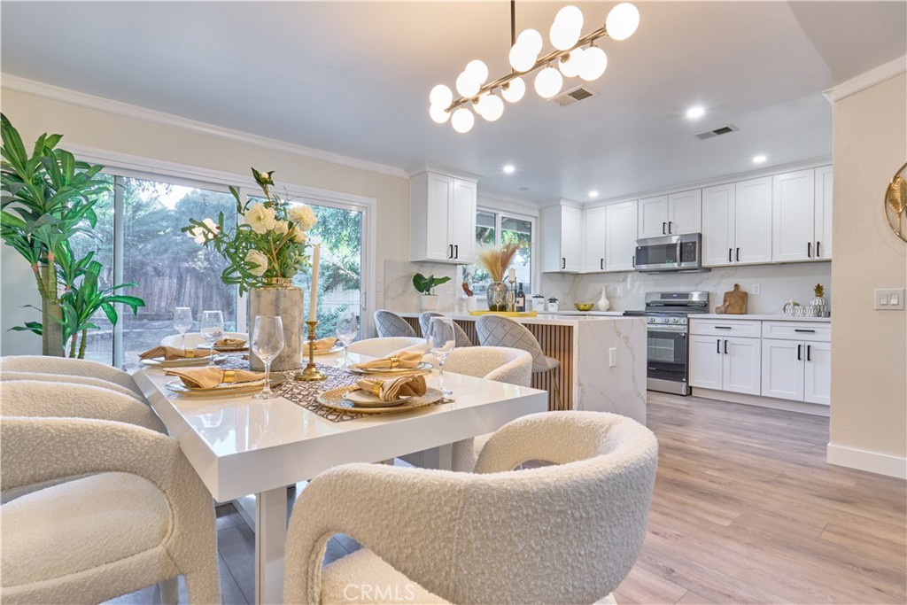 21284 Lycoming Street