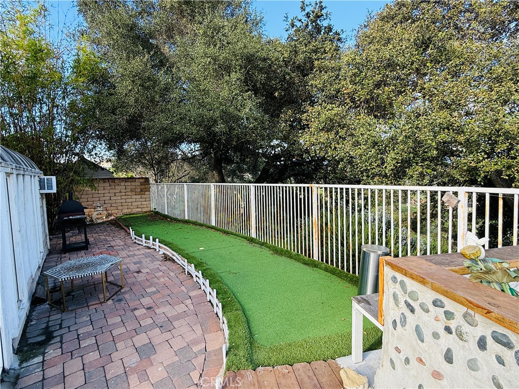 20977 E CANYON RIDGE LN