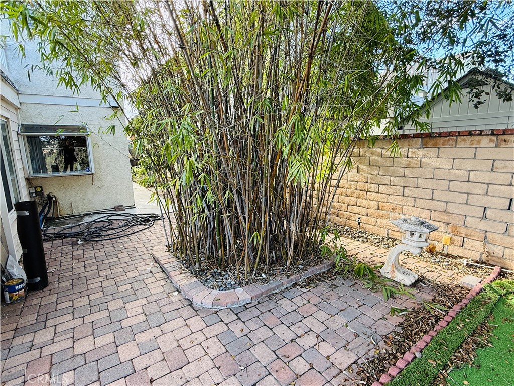 20977 E CANYON RIDGE LN