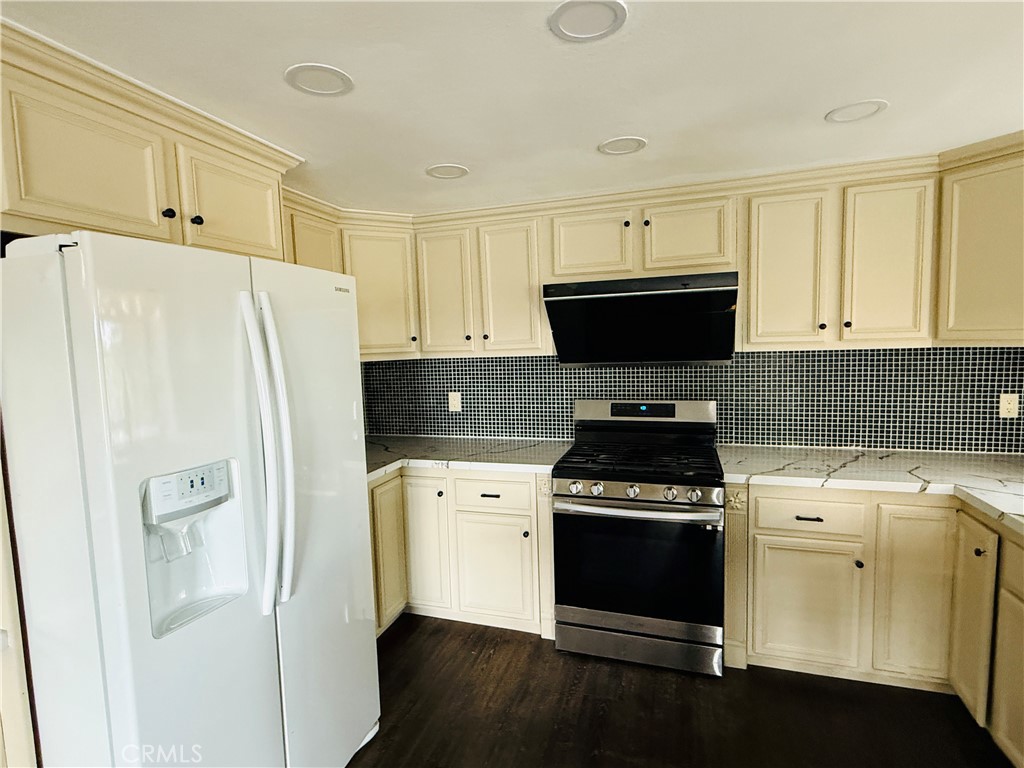 20977 E CANYON RIDGE LN