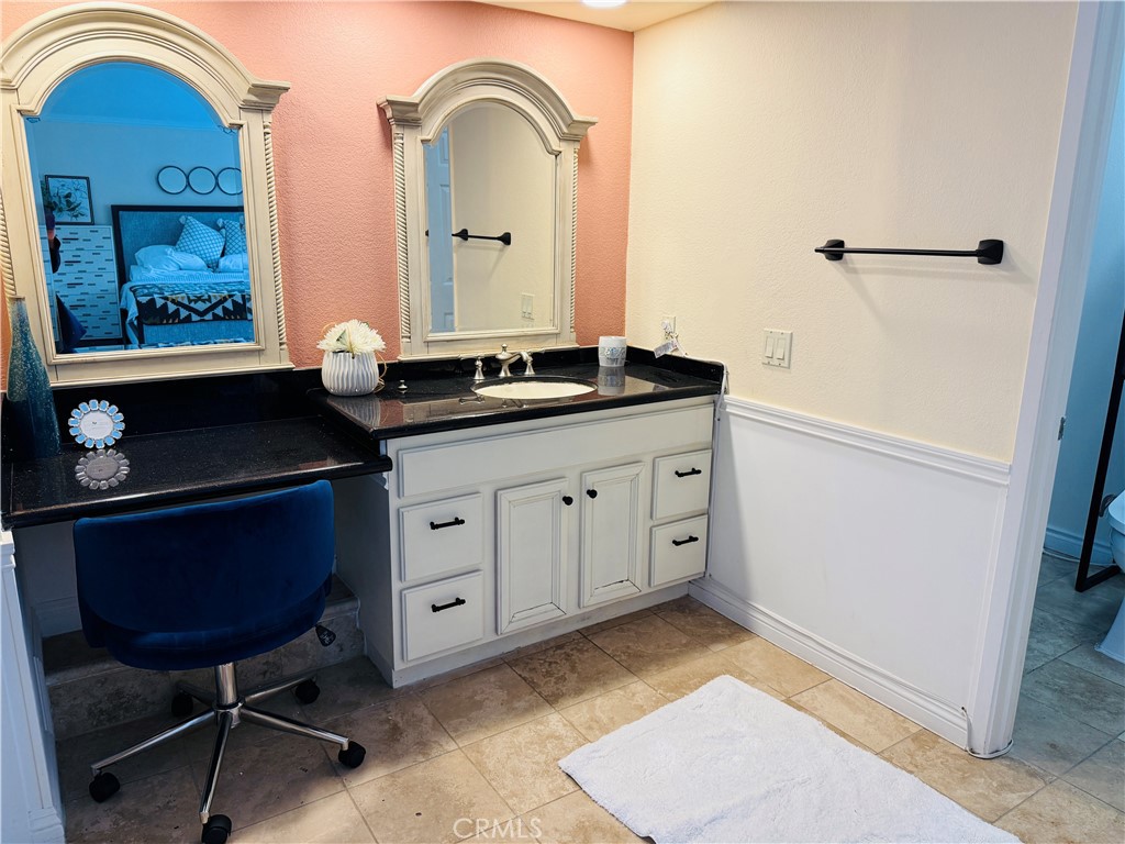 20977 E CANYON RIDGE LN