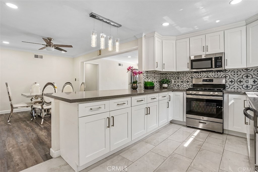 933 Beech Hill Avenue