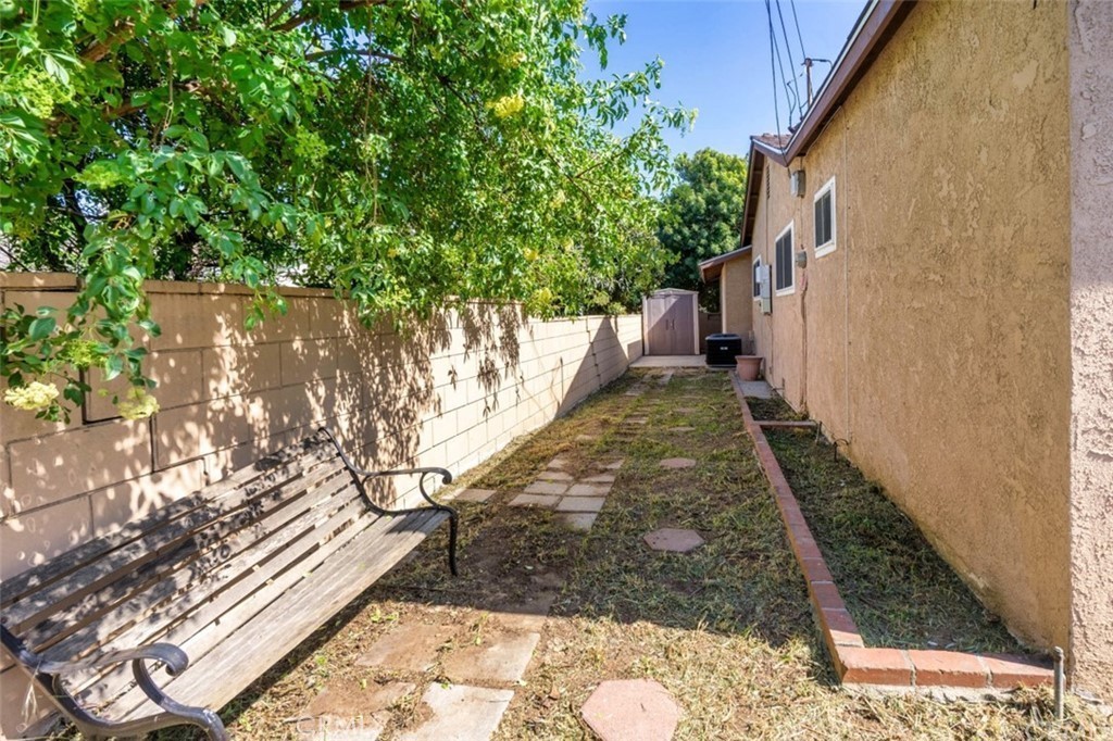 933 Beech Hill Avenue