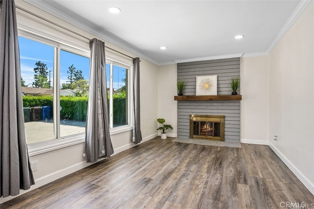 933 Beech Hill Avenue