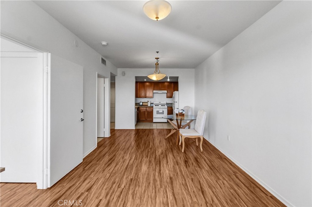 580 W Main Street 318