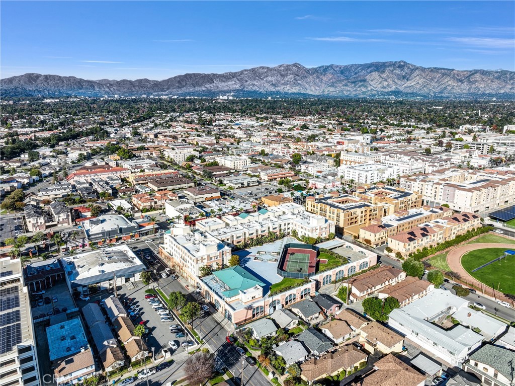 580 W Main Street 318