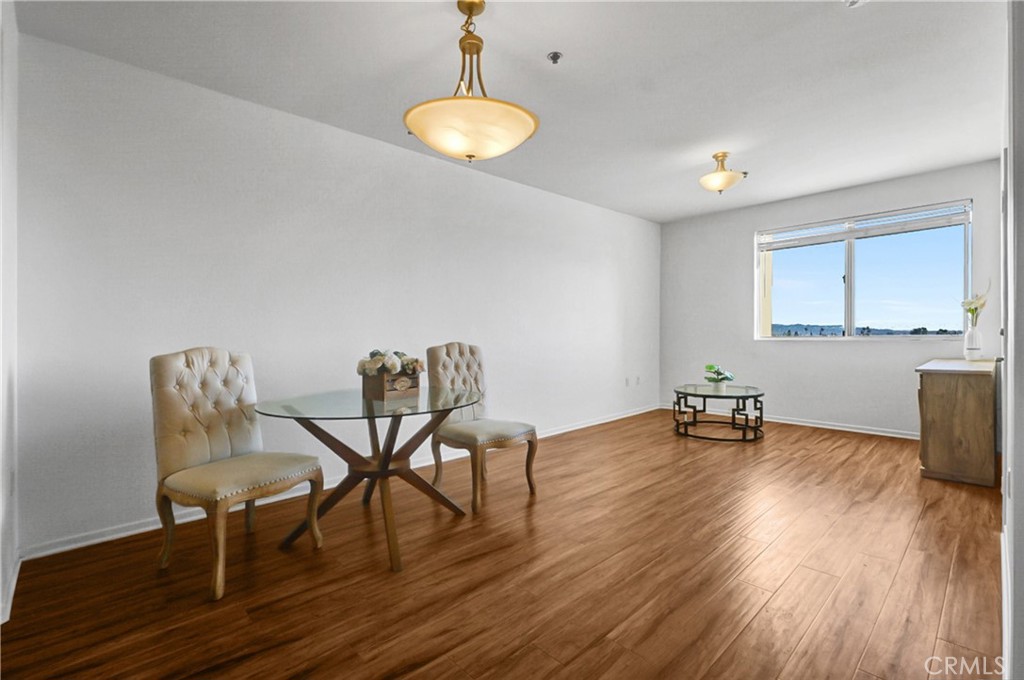 580 W Main Street 318