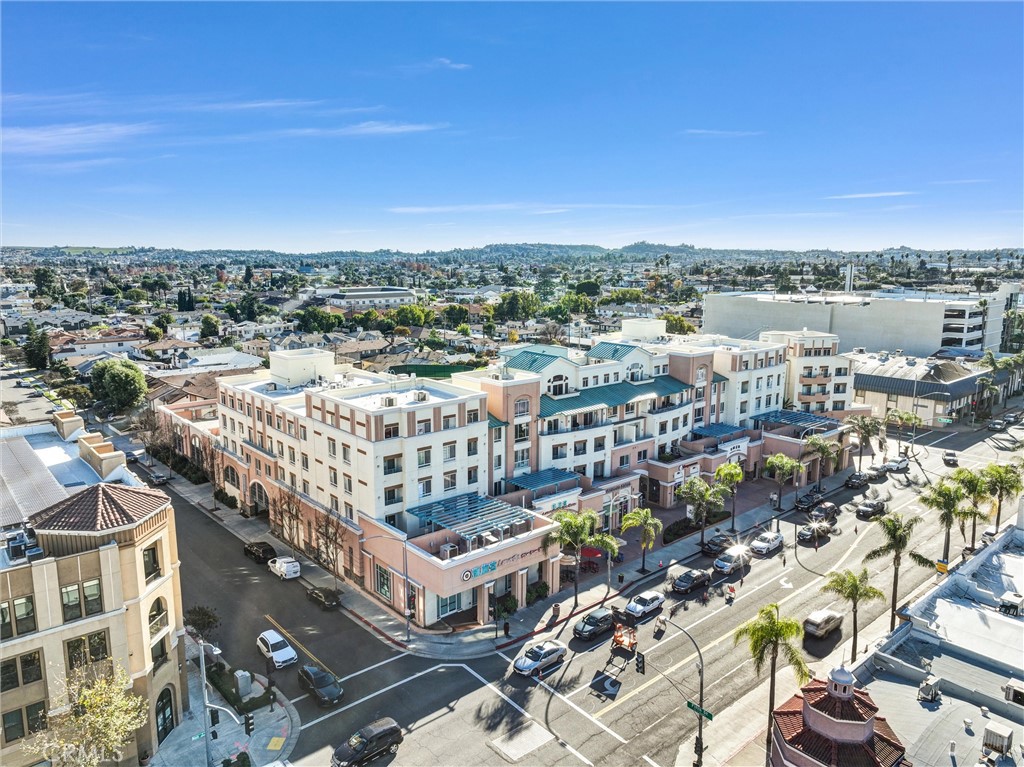 580 W Main Street 318