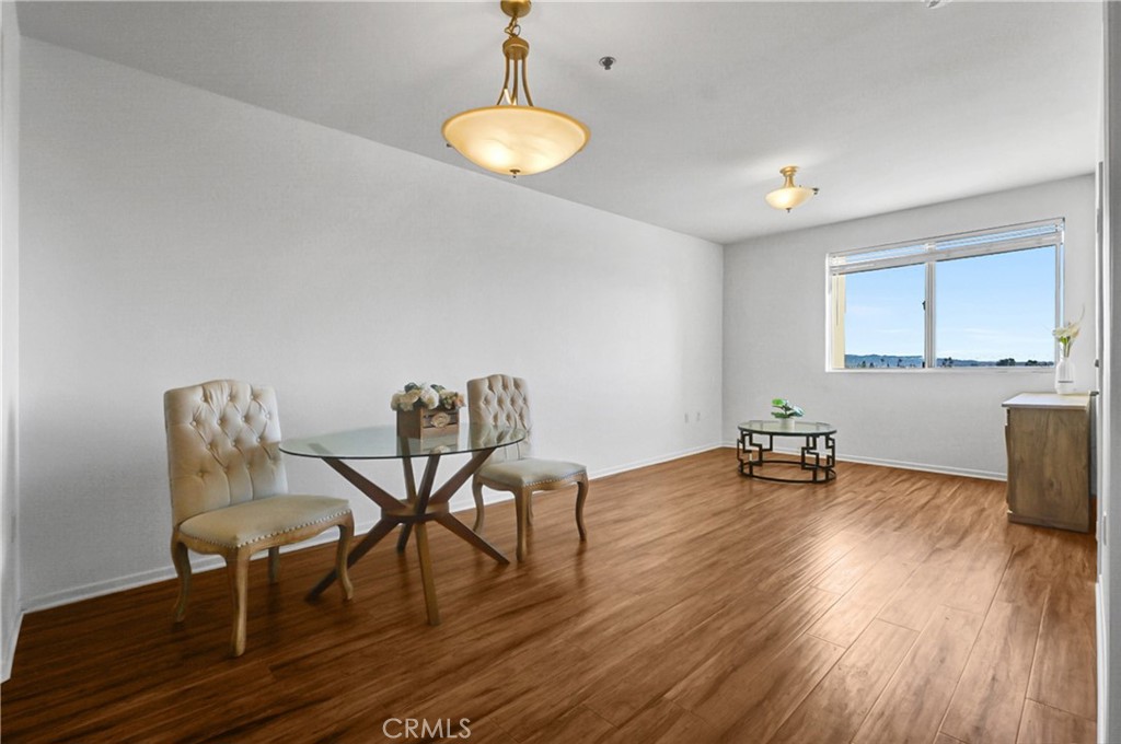 580 W Main Street 318