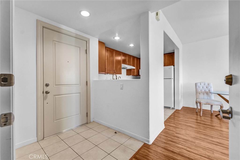 580 W Main Street 318