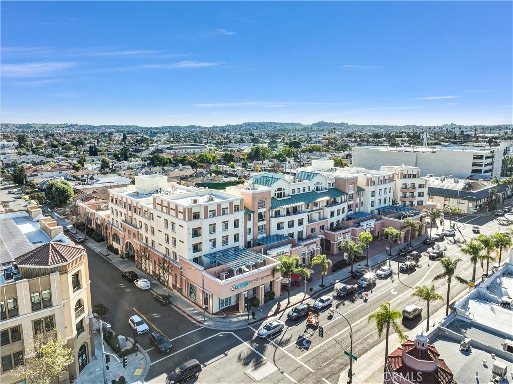 580 W Main Street 318