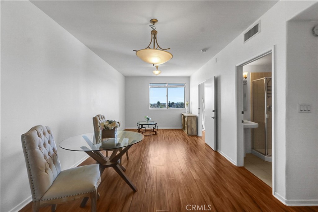 580 W Main Street 318