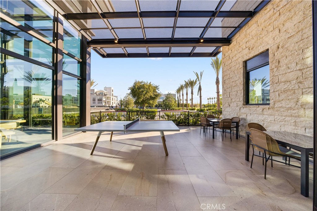 1698 Hollyleaf Terrace