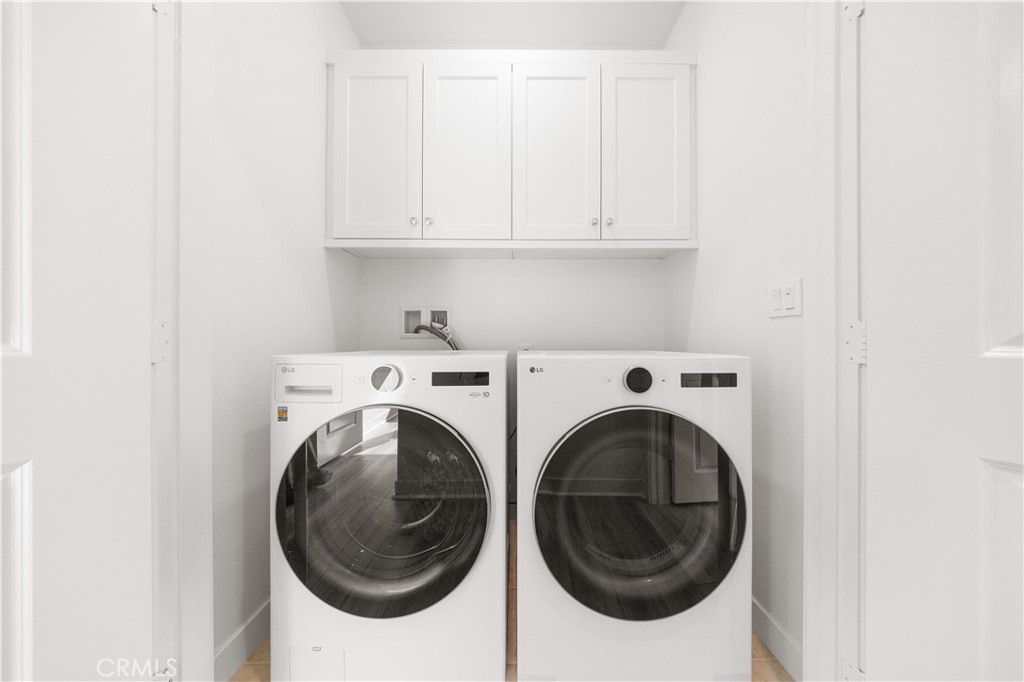 1698 Hollyleaf Terrace