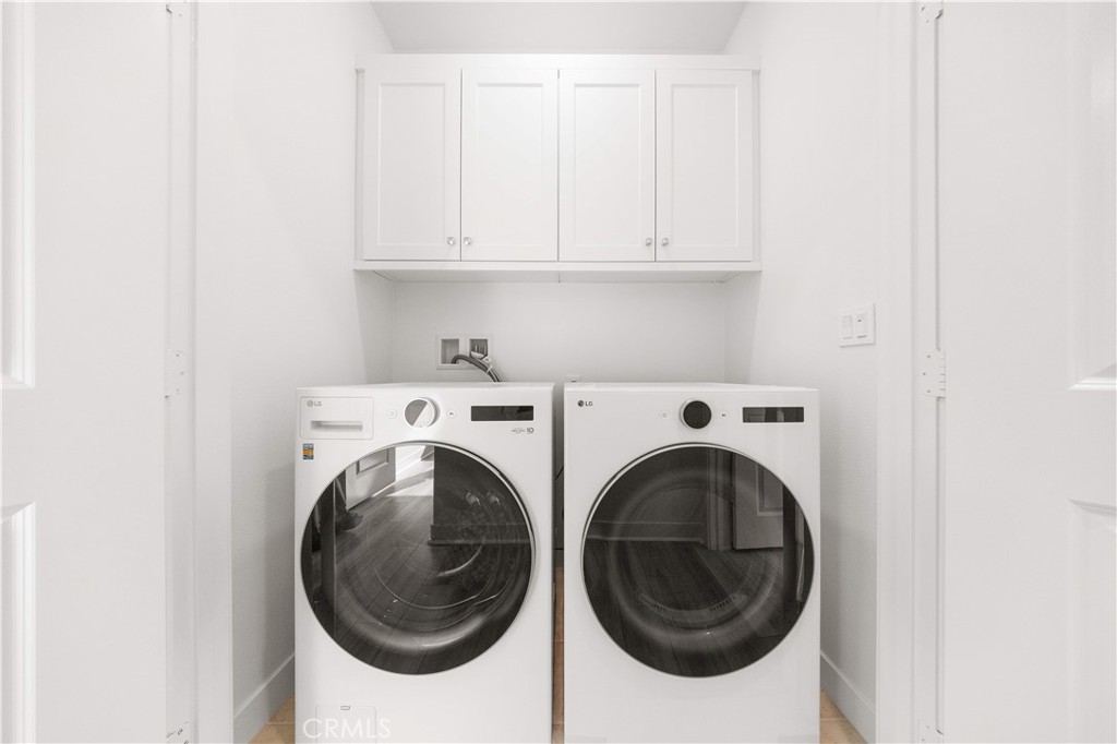 1698 Hollyleaf Terrace