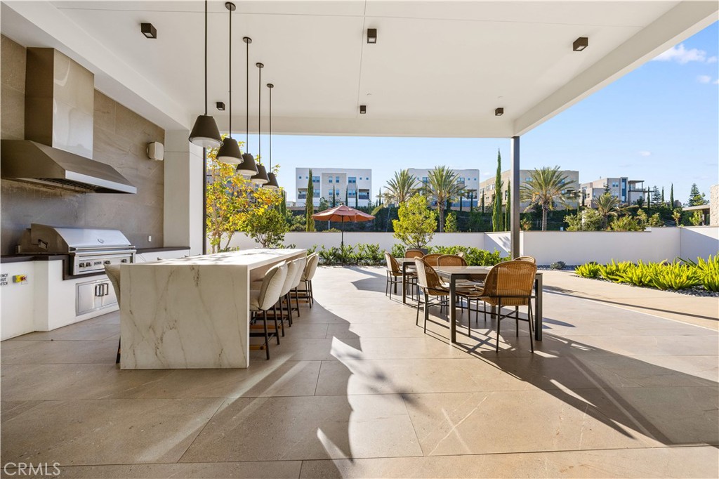 1698 Hollyleaf Terrace