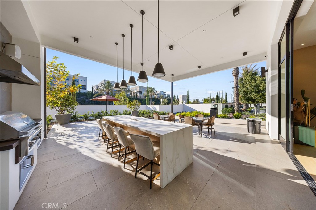 1698 Hollyleaf Terrace