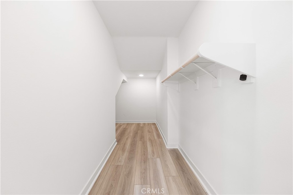 1698 Hollyleaf Terrace