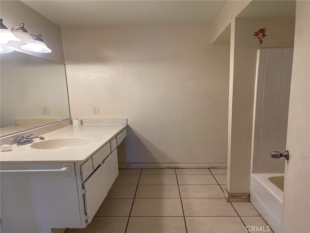 95 Country Mile Road 245