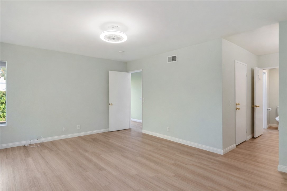 23777 Highland Valley