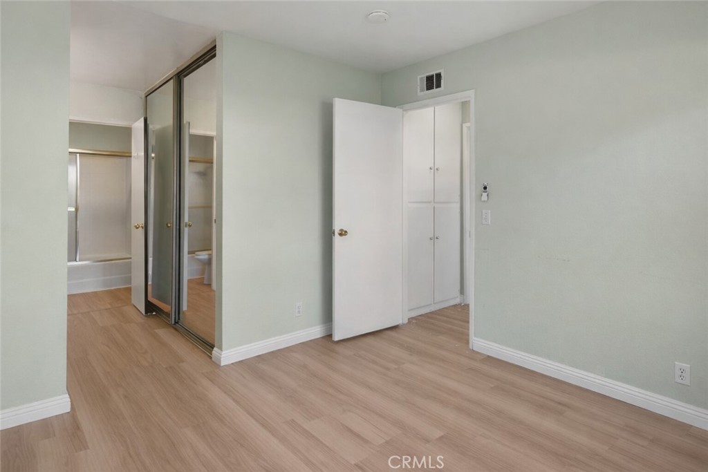 23777 Highland Valley