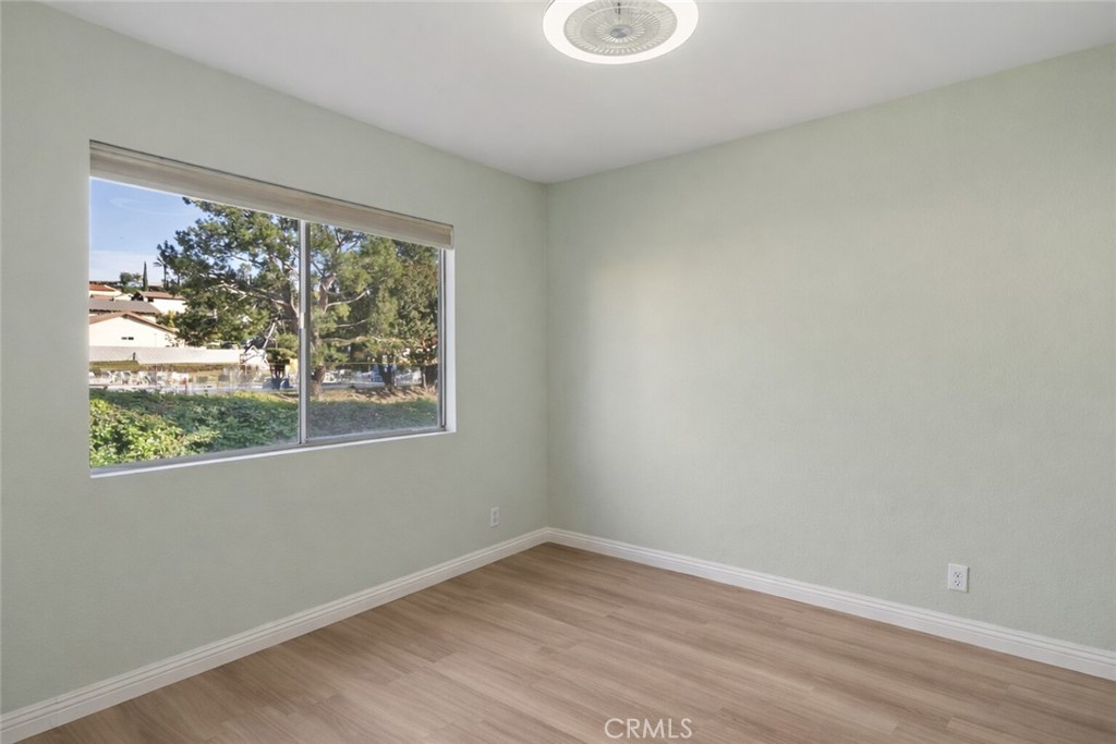23777 Highland Valley