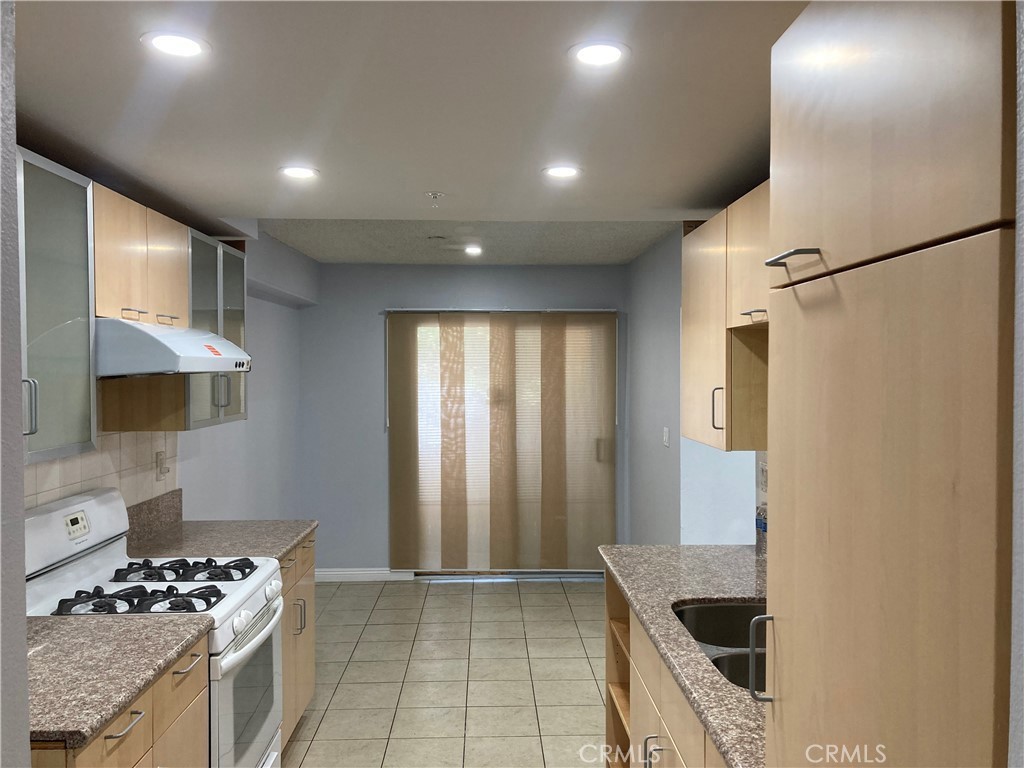 12122 Ferris Road 1