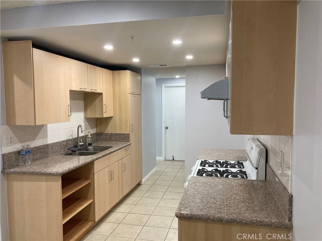 12122 Ferris Road 1