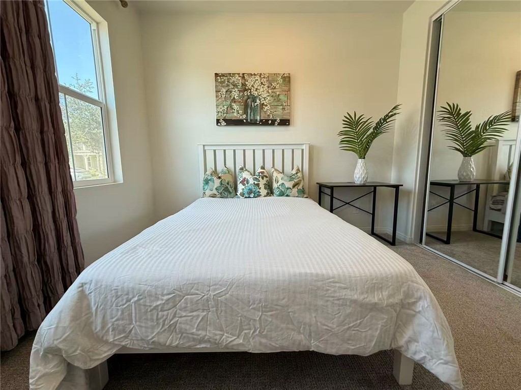 4301 S Malibu Avenue