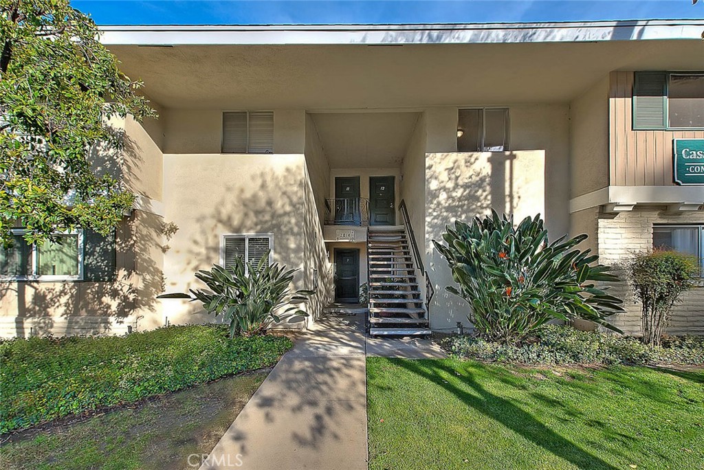 2014 Associated Road 12