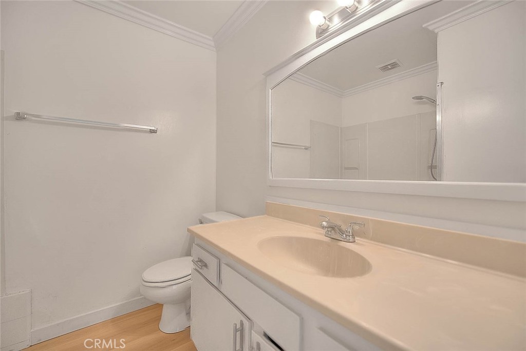 2014 Associated Road 12