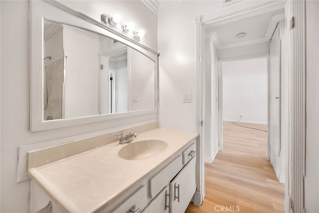 2014 Associated Road 12