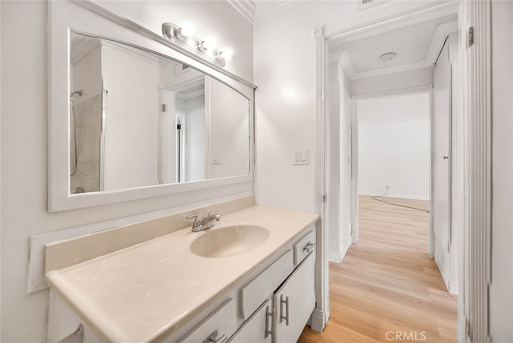 2014 Associated Road 12