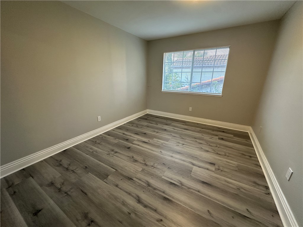 324 Avenida Esplendor