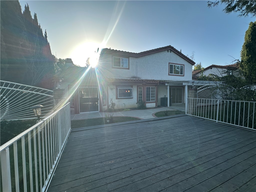 324 Avenida Esplendor