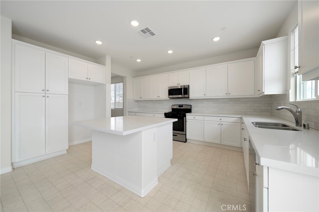 13463 Chimayo Street