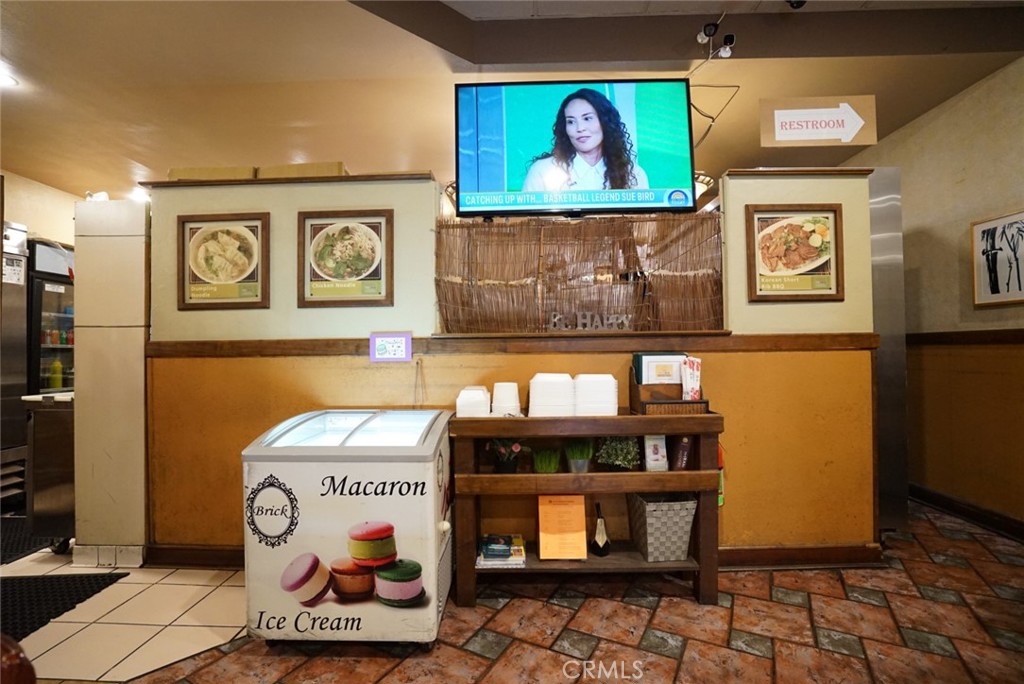 2777 S Diamond Bar Boulevard