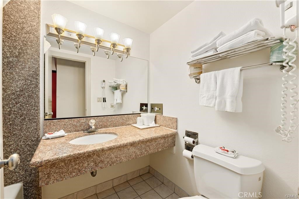 2156 E Colorado Boulevard