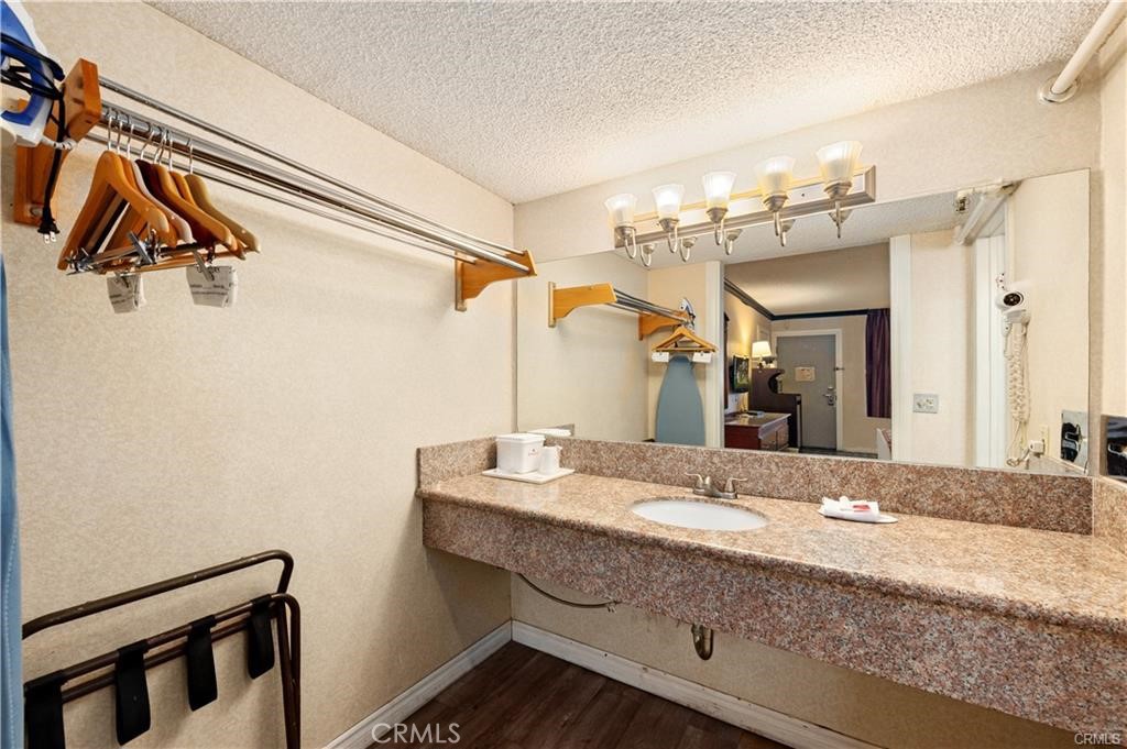 2156 E Colorado Boulevard