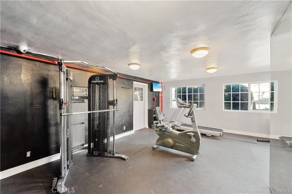 2156 E Colorado Boulevard