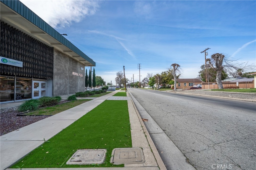 360 E 7th Street